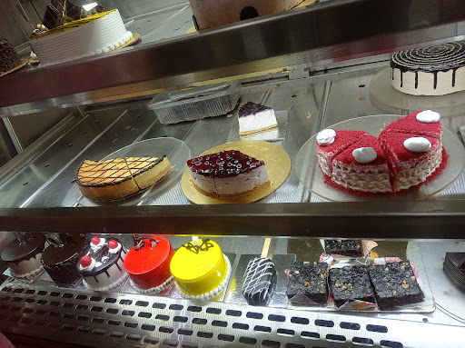 Carnival Bakery & Snacks