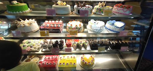 Alankar Sweets & Bakers