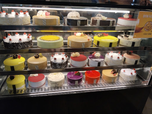 BAKING HUT