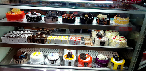 Cakey 'N' Bakey