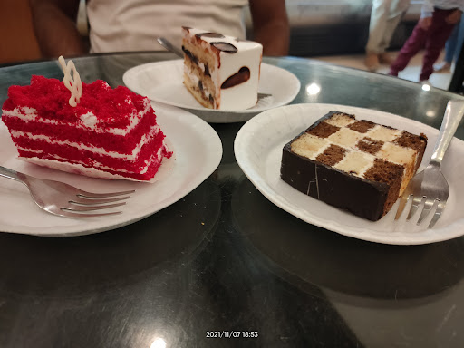 Patisserie Operaa