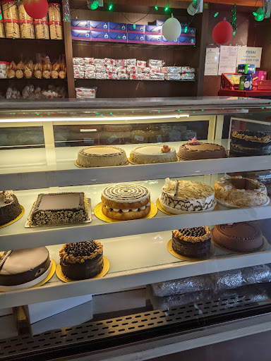 Anns Bakery And Confectionery