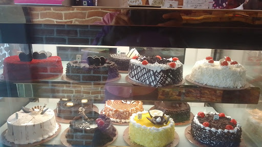 Monginis Cake Shop