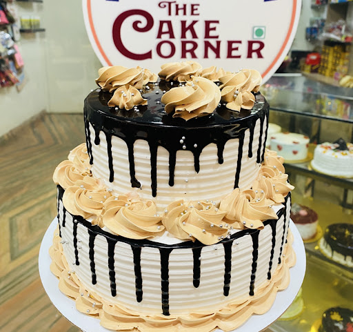 THE CAKE CORNER