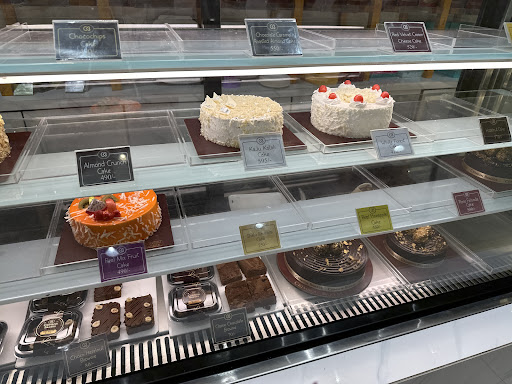 Crimson Bakers - Visanji Nagar
