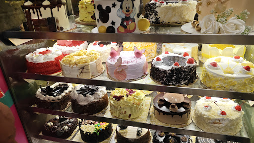 Monginis Cake Shop