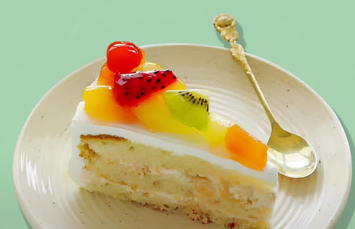 Lucky's Bakery & Patisserie