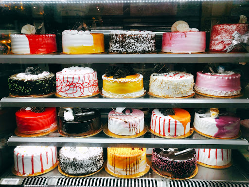 Mom's Bakery