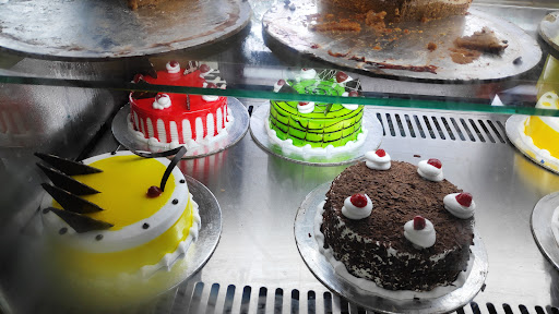 Cake World bakery