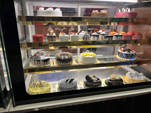 FNP Cakes - Cake and Gift Hampers in Thane West, Thane