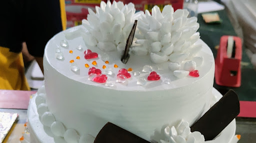 Chaitali Snacks & Confectionery