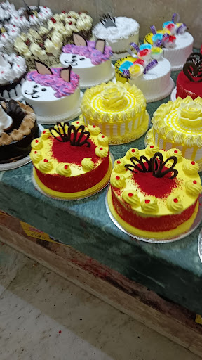 Nadia Party Shop