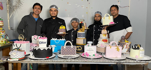 Flavours Guru - #1 Bakery & Cake Shop in Varanasi