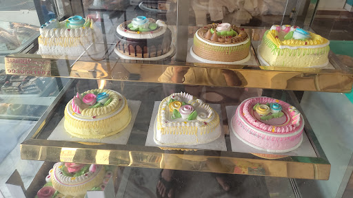 Famous Bakery