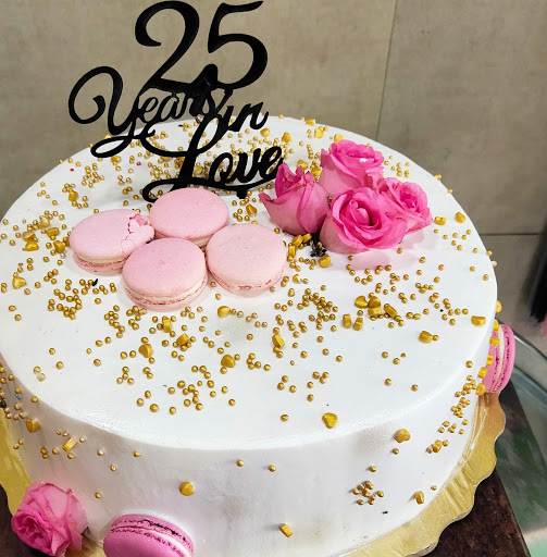 Honeybeee Cake Shop / Best Online Delivery Cake Shop ln Vadodara