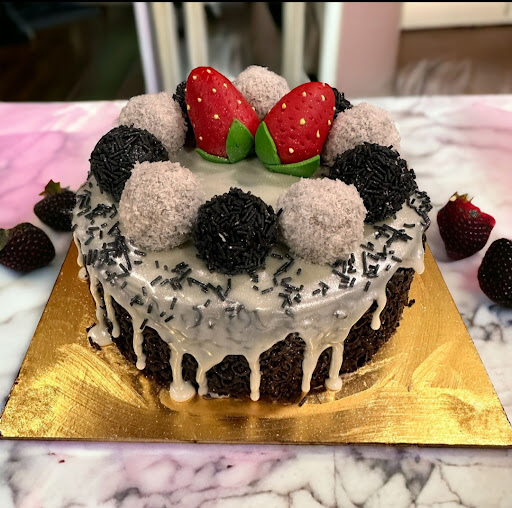 Anytime Cake & Quality Bakers In Gandhinagar