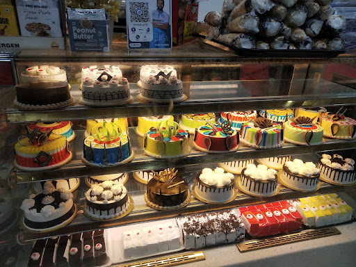 Lucknow Cakes