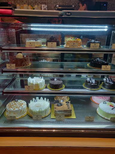 Cake World(Suresh Bakers Pvt Ltd)