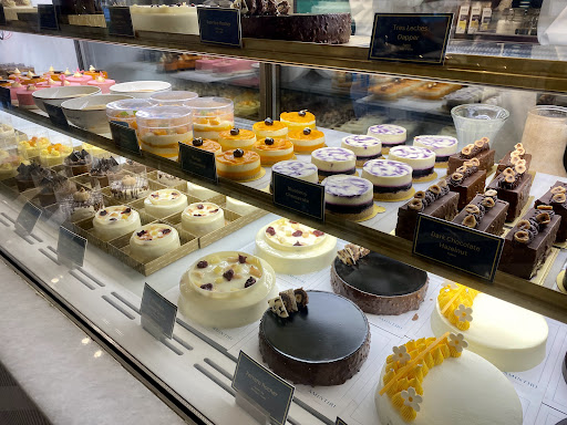 Amintiri - Cafe | Patisserie | Gifting