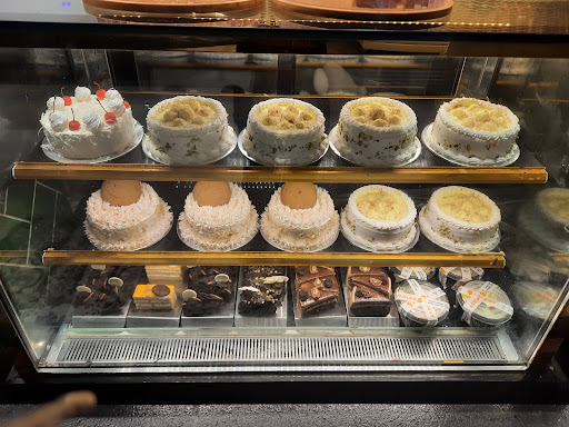 Oberai Bakers & Cafe