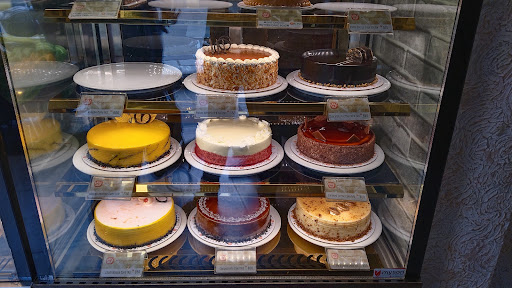 Cake Hut kaloor