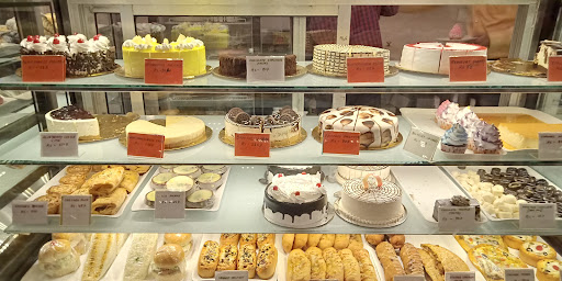 Freza's Bakery and Confectionery