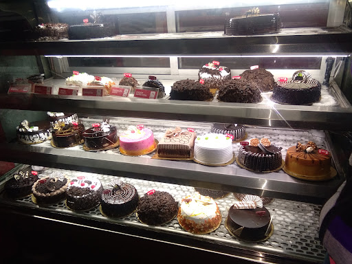 Monginis Cake Shop