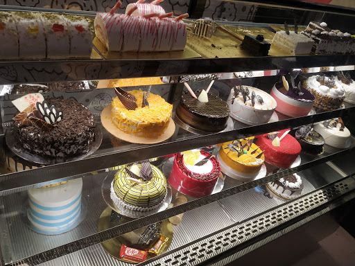 Bisk & Bake - Best Cake shop in Vapi