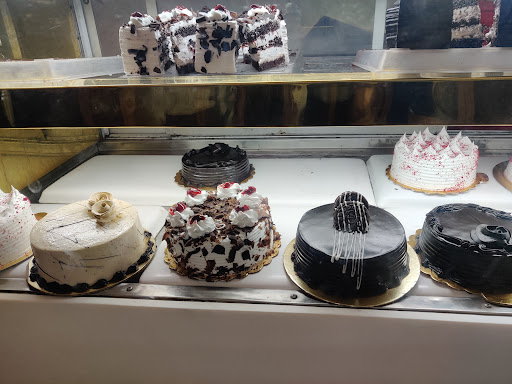 Gil Bakers
